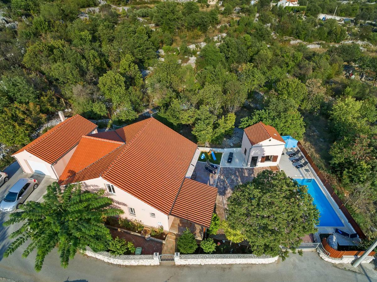 Villa Zvonimir Zagvozd Kültér fotó